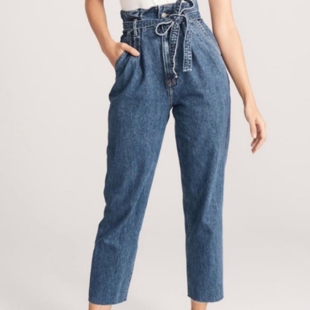 Abercrombie & Fitch Mom Jeans Ankle Blue Belted Paper Bag Waist High Rise‎ 28/6